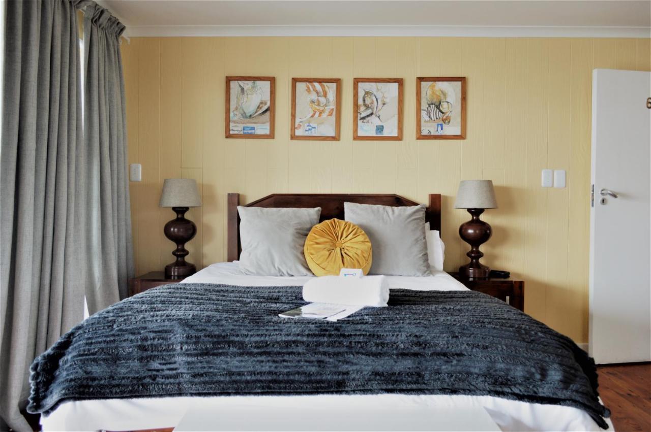 Point Village Guest House Mossel Bay Esterno foto