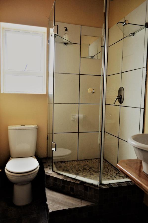 Point Village Guest House Mossel Bay Esterno foto